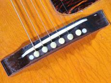 Gibson J-35_10
