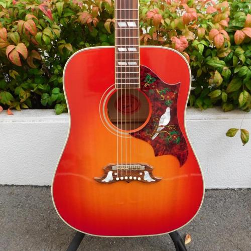 Gibson Custom Shop 1960's Dove VCS Special + L.R.Baggs Lyric