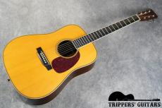 Martin HD-28LSV (1999) クラレンス・ホワイトからトニーライスに引き継がれた1935年製のD-28をモチーフに製作されたモデルです!