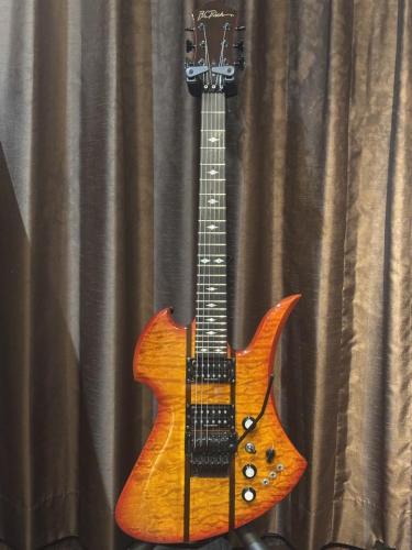 B.C.Rich Mockingbird ST