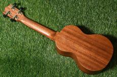 Famous FS-210 Soprano_3