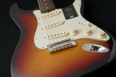 Fender American Vintage II 1961 Stratocaster 3-Tone Sunburst【3.68kg】【V2557037】_5