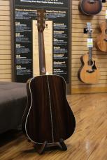 Martin D-28 STANDARD / Natural_2