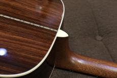 Martin D-28 STANDARD / Natural_9