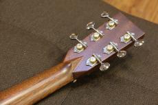 Martin D-28 STANDARD / Natural_10