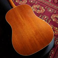 Gibson J-35 w/ LR Baggs Element_6