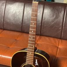 Gibson 1968 J-45 Brown Sunburst_4