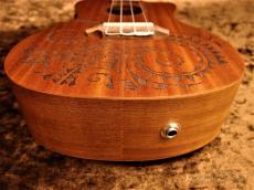 Luna Guitars Uke Tattoo Mahogany Concert w/Preamp 【コンサート/マホガニー】【カッタウェイ】【ピックアップ搭載】【10回金利0%対象】【送料込】_13