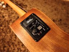 Luna Guitars Uke Tattoo Mahogany Concert w/Preamp 【コンサート/マホガニー】【カッタウェイ】【ピックアップ搭載】【10回金利0%対象】【送料込】_14