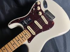 Fender American Professional II Stratocaster Maple Fingerboard Olympic White_5