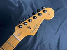 Fender American Professional II Stratocaster Maple Fingerboard Olympic White_7