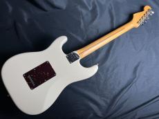 Fender American Professional II Stratocaster Maple Fingerboard Olympic White_8