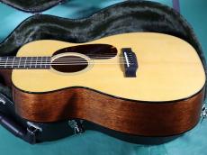 Martin 00-18 STANDARD_4