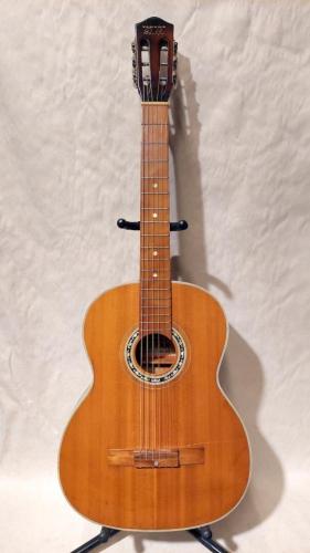 YAMAHA Dynamic Guitar No.40