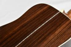 Martin D-28 #2997436【濃い色味で均等な木目のサイド&バック】_8