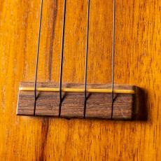 Kamaka Soprano Pineapple Gold Label_3