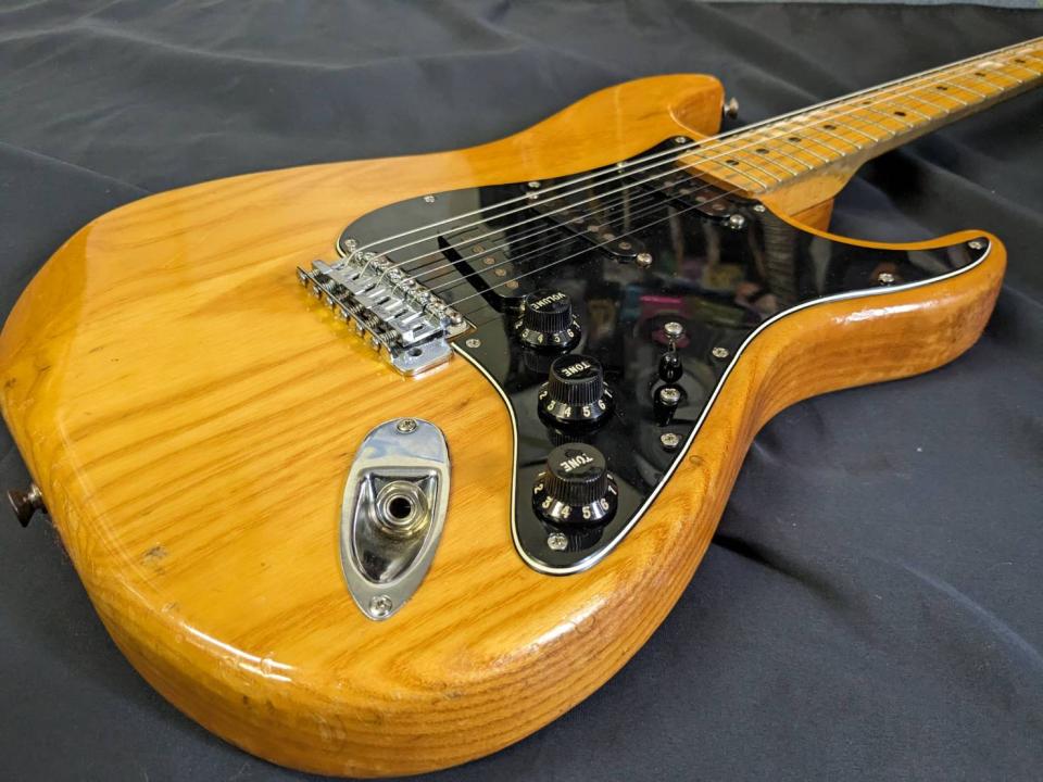 Fender Stratocaster 風エレキギター Amazon | Fender エレキギター Player Stratocaster® HSS, Maple