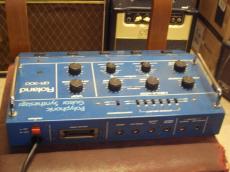 Roland GR-300+ G-202 Guitar Synthesizer Controller_3