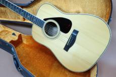 YAMAHA L-10 / Original TM-50G peg・Solid Ezo Spruce Top・Solid Jacaranda Side and Back・African Mahogany Neck・Ebony Fingerboard & Bridge・Small Pick-guard【With Original Hard Case】1977年製_2