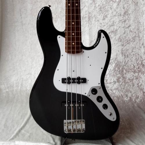 Fender Japan Traditional Classic 60s JB