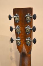 Martin OM-28 Standard Sunburst　2023年製_11