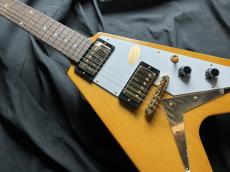 Epiphone Korina Flying V Aged Natural エレキギター_4