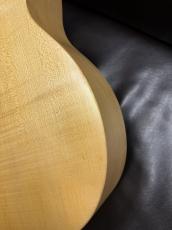 ZEMAITIS '1986 D-Hole Acoustic_9