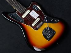 Fender Made in Japan Traditional 60s Jaguar 3-Color Sunburst_3