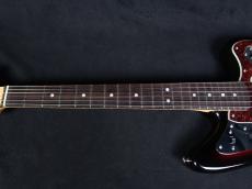 Fender Made in Japan Traditional 60s Jaguar 3-Color Sunburst_4