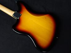Fender Made in Japan Traditional 60s Jaguar 3-Color Sunburst_7