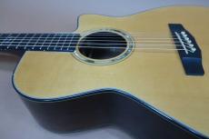 Morris S-101 / Venetian Cutaway・Original Peg・Solid Spruce Top・Solid Rosewood Side and Back・Abalone Rosette・Ebony Fingerboard and Bridge・Tortoise Color Binding・B-Band Pickup 【With Original Gig Case】2000年代製　_13