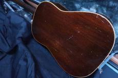 Gibson J-45 / Tapered Head・Script Logo・Schaller(Change)・Jacaranda Fingerboard & Rectangular Bridge・Long Saddle・Teardrop Pick-guard・Spruce top・Mahogany Side and Back・Width at Nut 45mm【With Hard Case 】1946年頃製_6