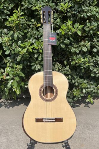 Aiersi Guitar SC02SSA-J【ラティス|アームレスト|松&サントス】好評につき追加しました!