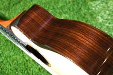 aNueNue UB200 MOON BIRD Baritone_14