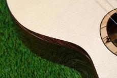 aNueNue UB200 MOON BIRD Baritone_17