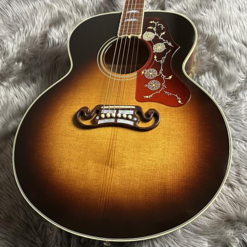 Gibson Custom Shop Historic Collection 1957 SJ-200 -Vintage Sunburst 【現物画像】