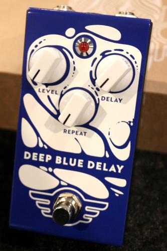MAD PROFESSOR Deep Blue Delay Handwired【ハンドワイヤード】【送料無料】【在庫1個】