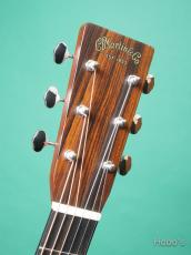 Martin D-28 Satin Amberburst_3