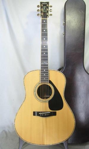 YAMAHA LL-55D.R Custom / Flagship Model・L-Custom Head Inlay・Abalone Trim and Rosette・Solid Premium Ezo Spruce Top・Solid Solid Premium Rosewood Side and Back 【With Original Case】  1999年製
