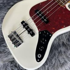 Fender MIJ Traditional 60s Jazz Bass Arctic White_3