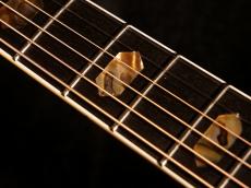 Yamaki YM-1000【エゾ松×ハカランダ単板モデルが大特価! マーチン40番台スタイルの豪華仕様! 滅多に出ない貴重なジャパンビンテージです! 】_14