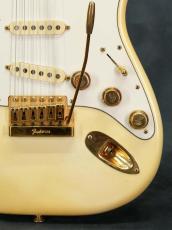 Fender 1982 The STRAT Olympic White_9