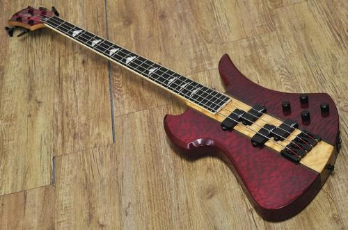 B.C.Rich Heritage Classic Mockingbird Bass
