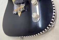 Caramel's Guitar Kitchen V2 BLACK BERRY_14