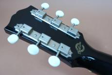 Gibson Custom Shop B-25 EB Ebony Black / Original Peg・Solid Spruce Top・Solid Mahogany Side and Back・White Large Pick guard・Adjustable Saddle・Advanced Scalloped X Bracing【With Original Hard Case】2009年製_10