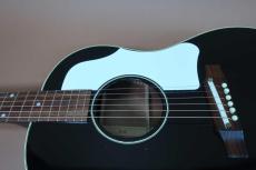 Gibson Custom Shop B-25 EB Ebony Black / Original Peg・Solid Spruce Top・Solid Mahogany Side and Back・White Large Pick guard・Adjustable Saddle・Advanced Scalloped X Bracing【With Original Hard Case】2009年製_12