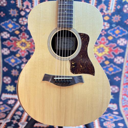 Taylor 【使い勝手抜群の一本】Academy12e #2204045068 【送料当社負担・最大48回分割無金利】