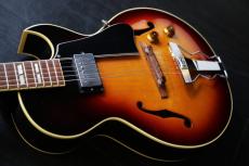 Archtop Tribute AT105 Jr. スモールサイズ フルアコ セール期間限定価格_8