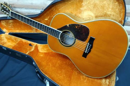 YAMAHA L-31A / Tortoise Pick guard and Rod Cover・Solid Ezo Spruce Top・Solid Jacaranda Side and Back・Matte Finish Side and Back・Ebony Fingerboard【With Original Hard Case】1978年製