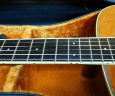 YAMAHA L-31A / Tortoise Pick guard and Rod Cover・Solid Ezo Spruce Top・Solid Jacaranda Side and Back・Matte Finish Side and Back・Ebony Fingerboard【With Original Hard Case】1978年製_9